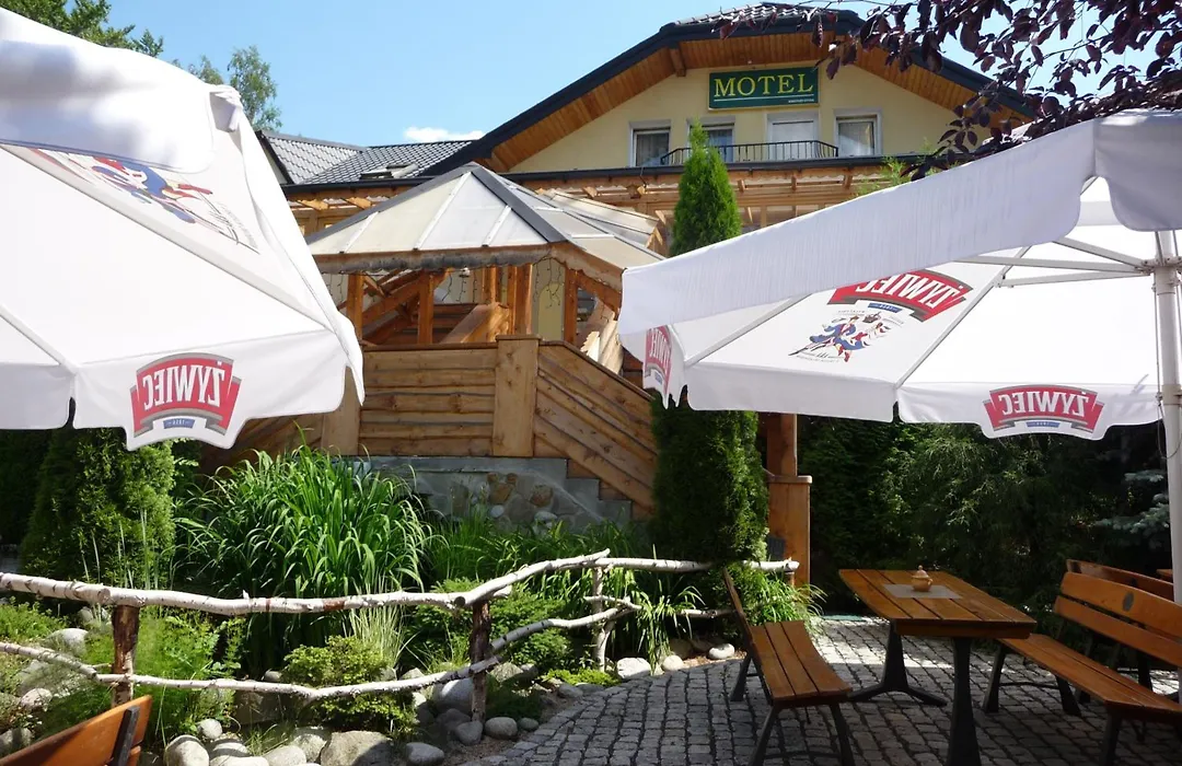 Pensjonat Karczma Beskidzka-1